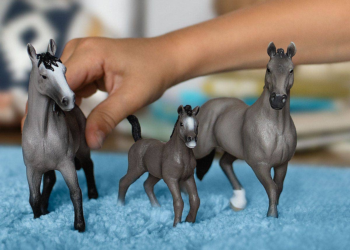Cheval De Selle Francais Mare Horse Toy Figurine