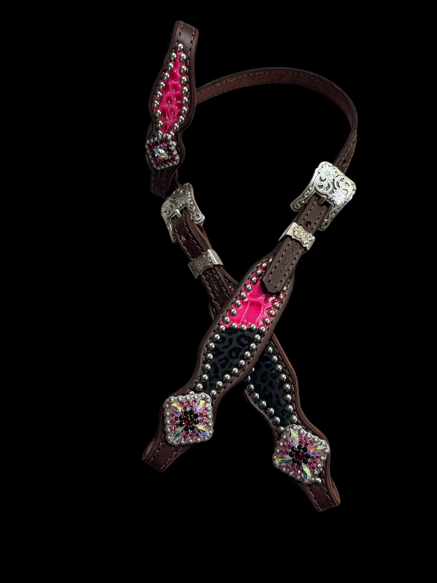 Barrel Racer Tripping style pink gator and Black flocked Leopard