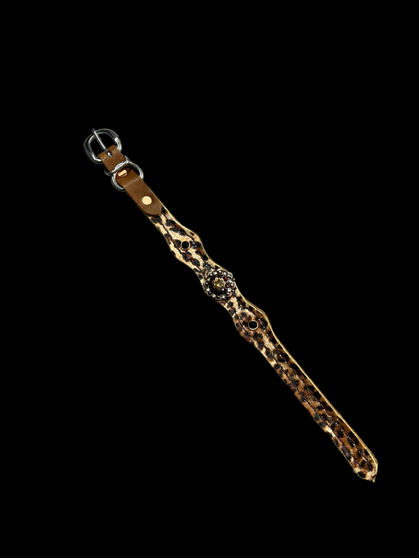 Cheetah on medium leather