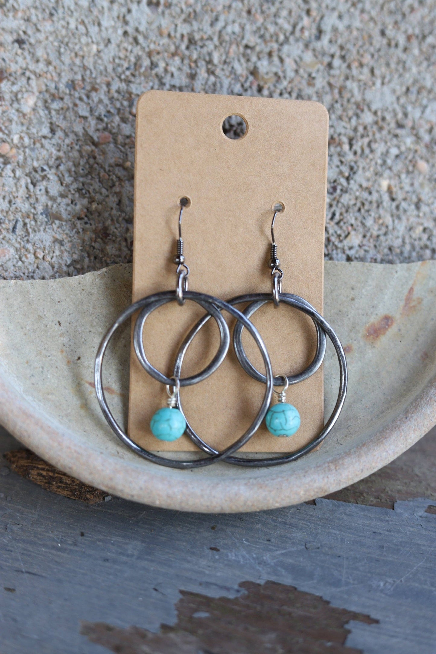 DOUBLE HOOP EARRING: Turq