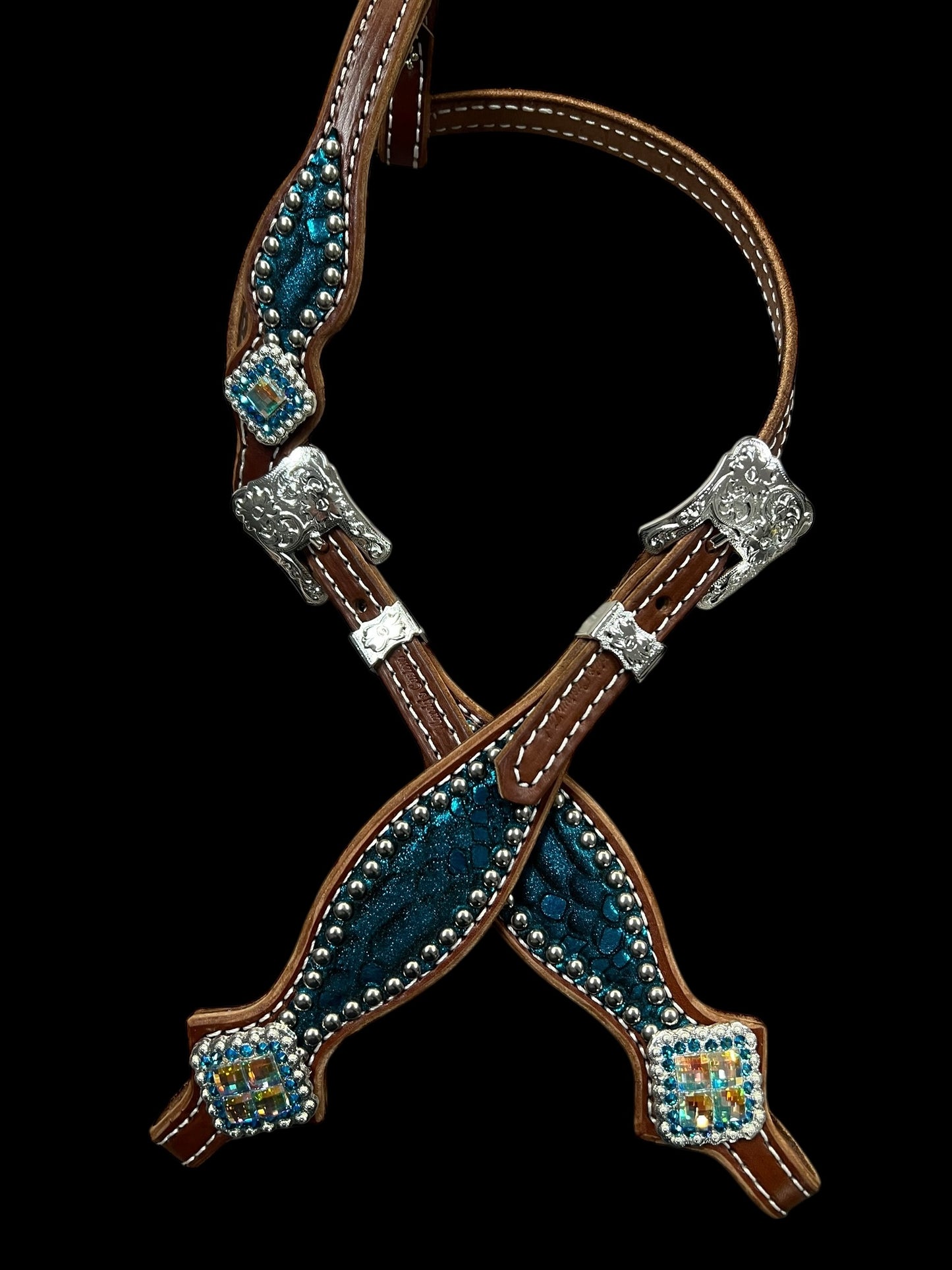 teal mystic on medium leather