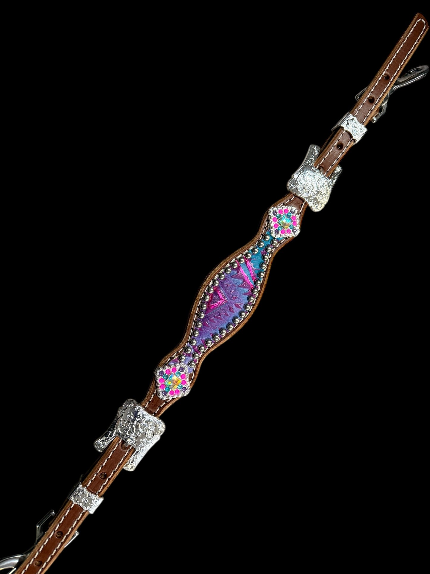 Rio Aztec on medium leather