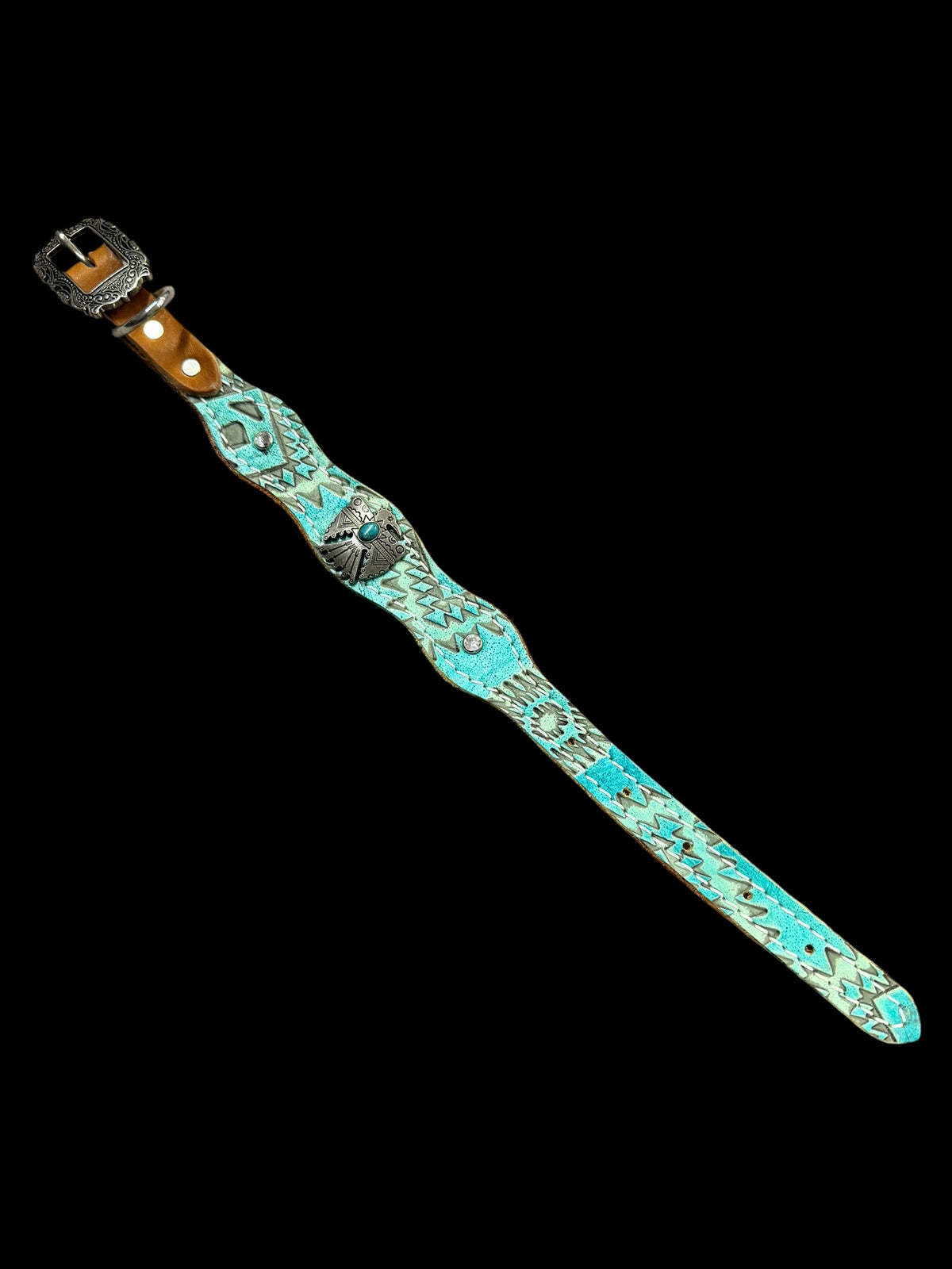 Turquoise aztec on medium  leather