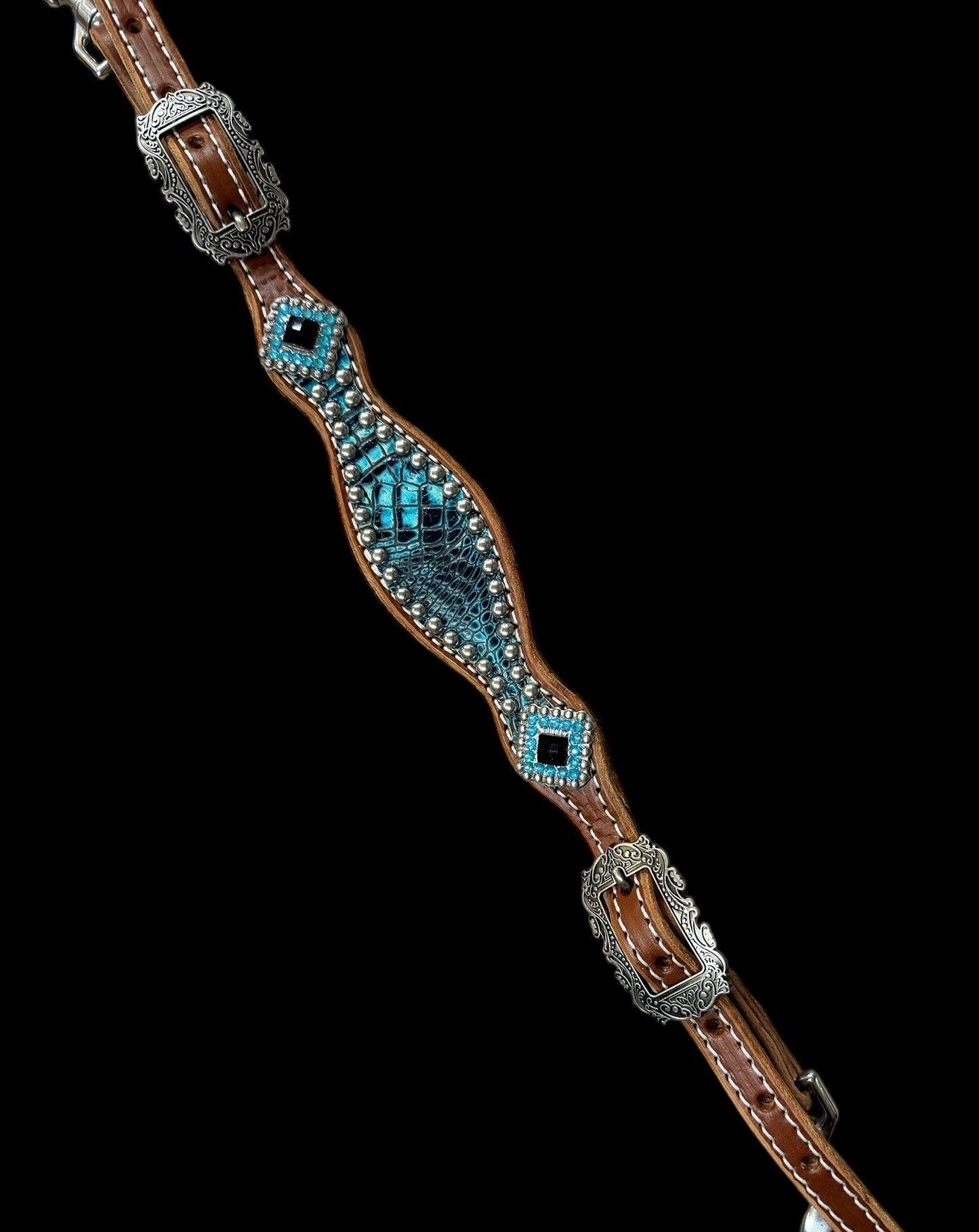 Sea turquoise gator  on medium leather