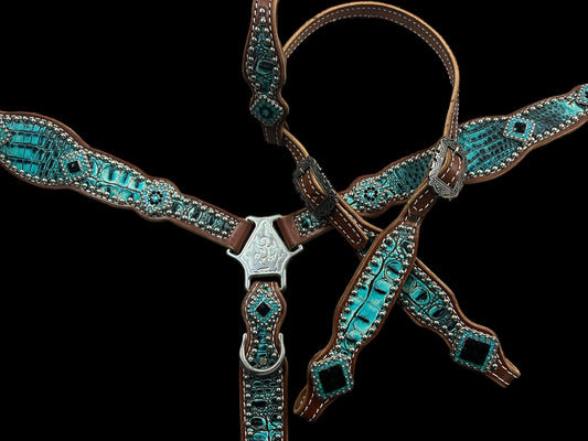 Sea turquoise gator  on medium leather