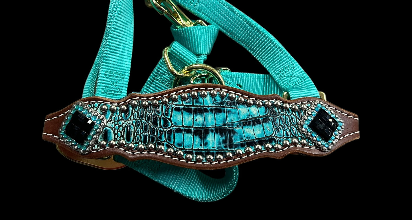 Sea turquoise gator  on medium leather