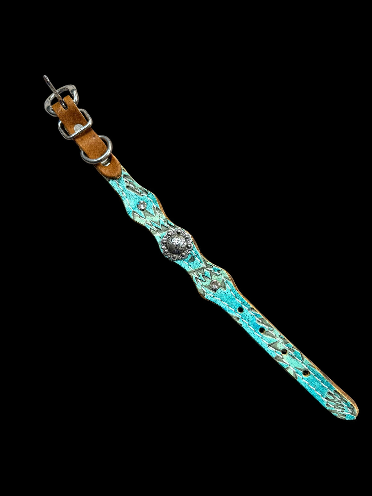Turquoise aztec on medium  leather