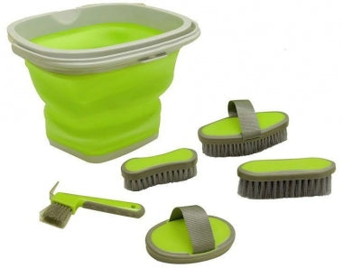 6 Piece Grooming Kit With Collapsible Bucket