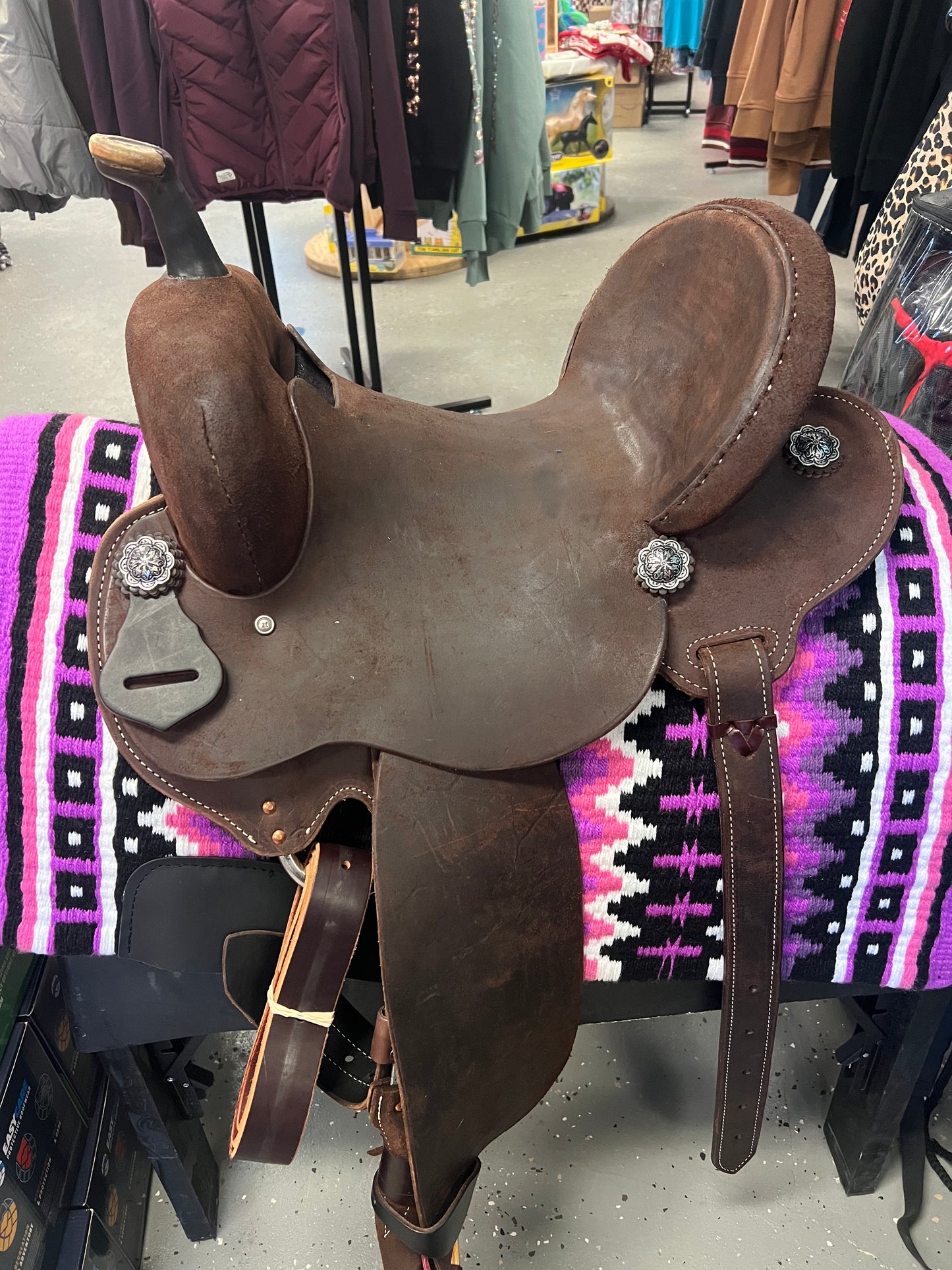 Circle L Spinal Relief Saddle Rough Out