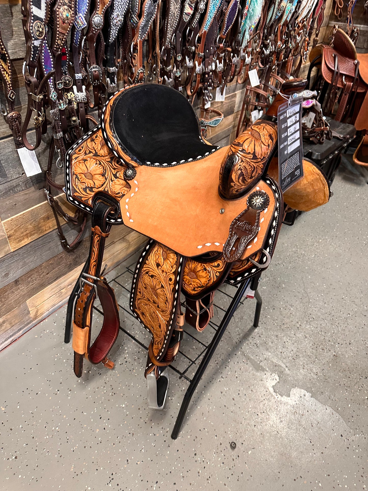 Scoot Thomas 14.5" Barrel Saddle